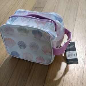 NWT Aloha Collection Git Kit